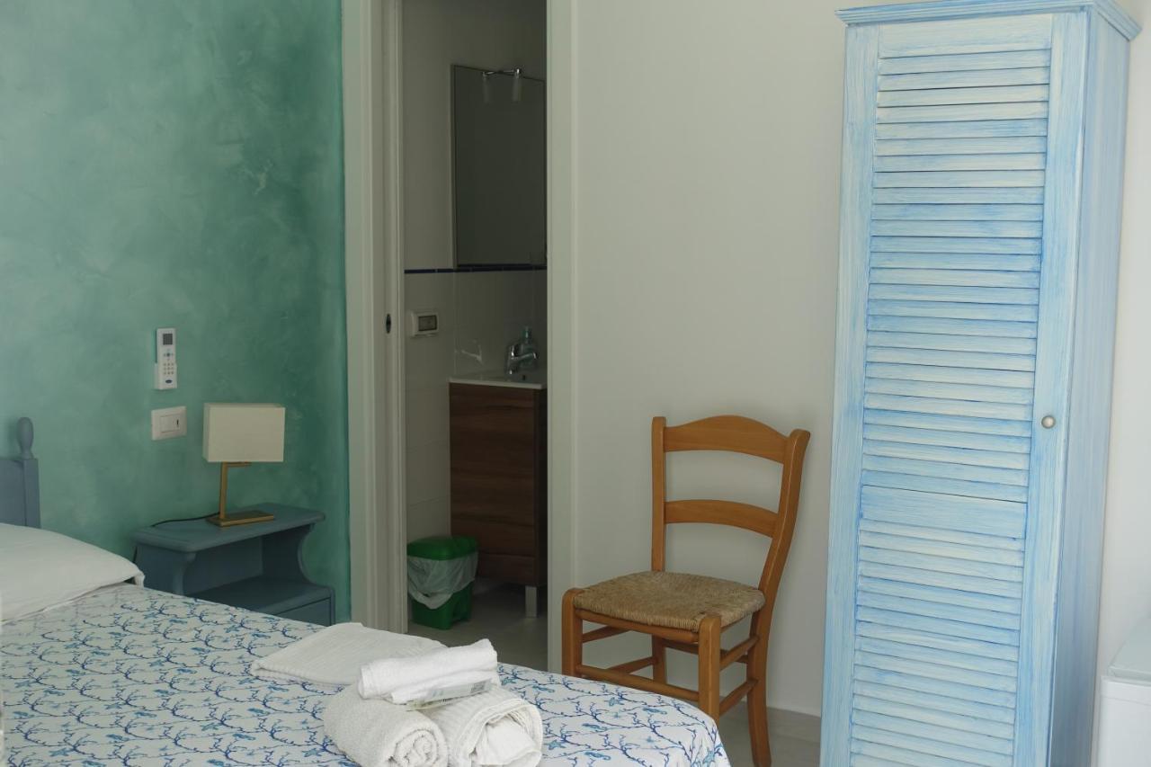 Il Capriccio Guesthouse Ponza Exterior foto