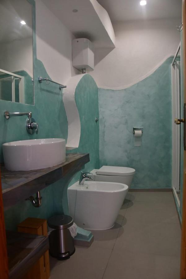Il Capriccio Guesthouse Ponza Exterior foto